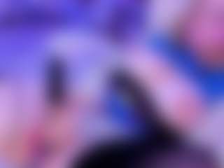 Live cam show with S i m o n e - Gamer Red Hair on Camsoda