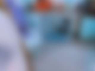 Live cam show with S i m o n e - Pornstar Toys on Soda Cam