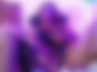 Live cam show with esmeralda_77 - Middle Aged on hotwifechat.live
