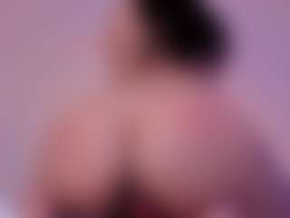Lahian's Live Sex Cam Show