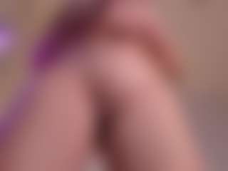 Live cam show with Lahian - Teen (18+) on Camsoda