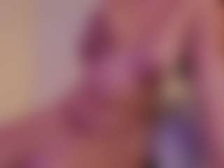 Lahian's Live Sex Cam Show