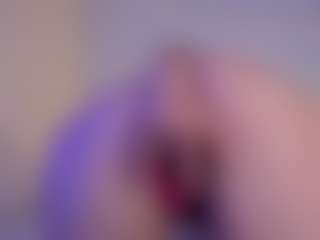 Live cam show with Lahian - Public on Camsoda.co