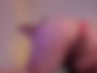 Live cam show with Lahian - Public on MyBangCams