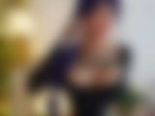 Live cam show with Scarlett - Facial Piercings on sexytreat.net