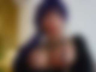 Live cam show with Scarlett - BBW on googirlz