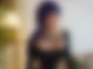 Live cam show with Scarlett - Spanking on Latina Girls