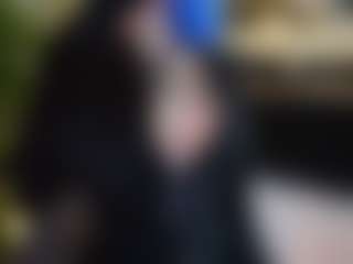 Live cam show with Sara - Anal on Camming Site