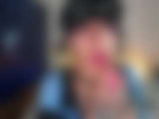 Live cam show with Sara - Asshole on CSO-WL