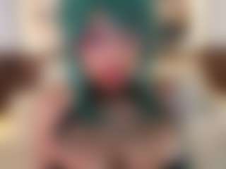 Live cam show with Sara - Tattoos on slutload