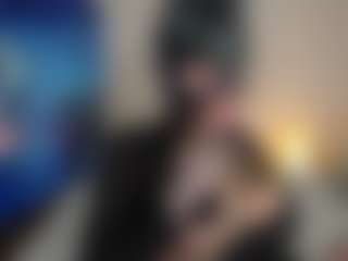 Live cam show with Sara - Dildo Or Vibrator on Hubzter Live