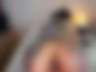 Live cam show with Sara - Big Tits on Streamer API