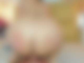 Live cam show with keimiricci - Spank Ebony on StripNow