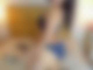 Live cam show with keimiricci - Brown Eyes Ebony on Fling VIP Chat