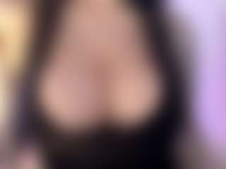 akura011's Live Sex Cam Show