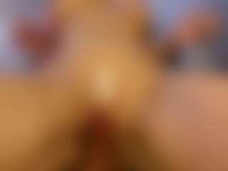 akura011's Live Sex Cam Show