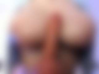 akura011's Live Sex Cam Show