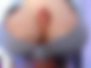 akura011's Live Sex Cam Show