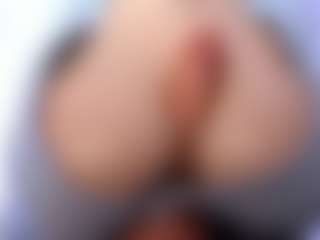 akura011's Live Sex Cam Show