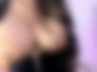 akura011's Live Sex Cam Show