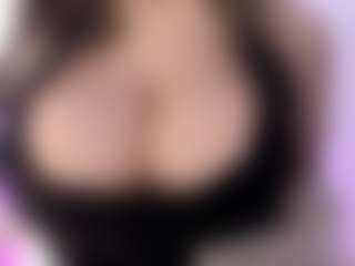 akura011's Live Sex Cam Show