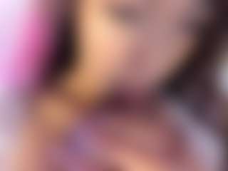 akura011's Live Sex Cam Show