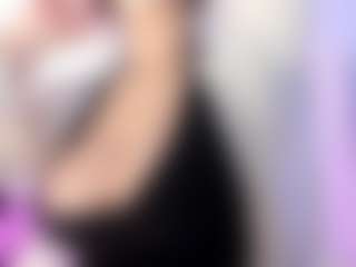 akura011's Live Sex Cam Show