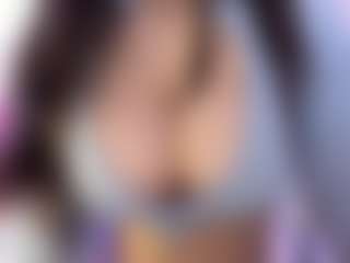 akura011's Live Sex Cam Show