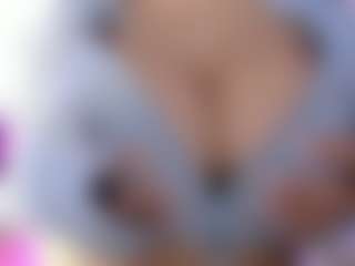akura011's Live Sex Cam Show