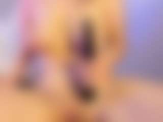 akura011's Live Sex Cam Show