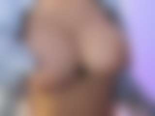 akura011's Live Sex Cam Show