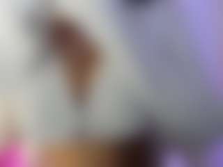 akura011's Live Sex Cam Show