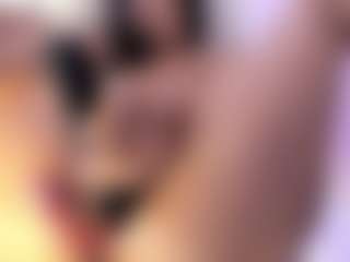 akura011's Live Sex Cam Show