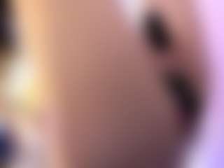 akura011's Live Sex Cam Show
