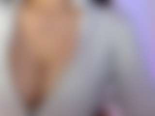 akura011's Live Sex Cam Show