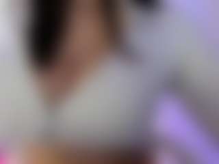 akura011's Live Sex Cam Show