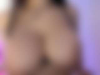 akura011's Live Sex Cam Show