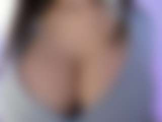 akura011's Live Sex Cam Show