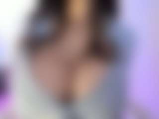 akura011's Live Sex Cam Show