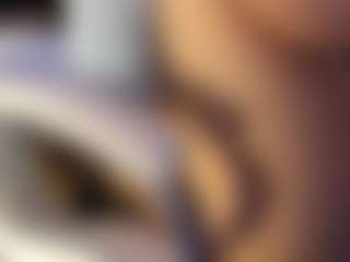 akura011's Live Sex Cam Show