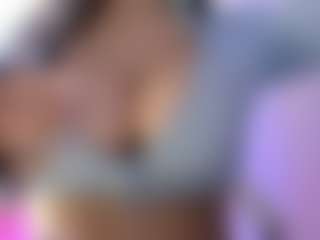 akura011's Live Sex Cam Show
