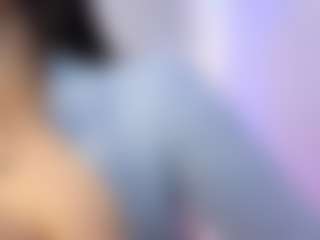 akura011's Live Sex Cam Show