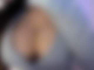 akura011's Live Sex Cam Show