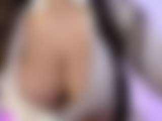 akura011's Live Sex Cam Show