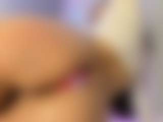 Live cam show with akura011 - Ebony on Streamer API