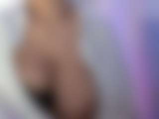 akura011's Live Sex Cam Show