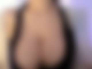 Live cam show with akura011 - Asian Big Tits on Milfs Live