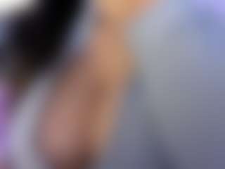 akura011's Live Sex Cam Show