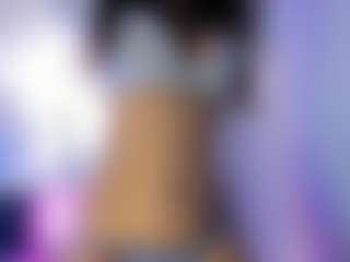 akura011's Live Sex Cam Show