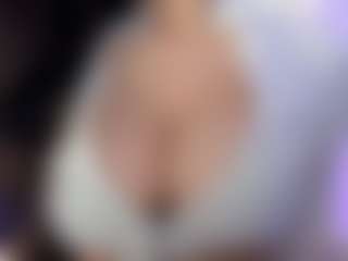 akura011's Live Sex Cam Show